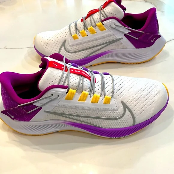 Nike Air Zoom Pegasus worn once excellent condition 9. White, purple, yellow - Picture 4 of 16